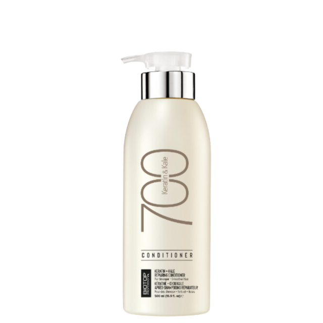Кондиционер для сильно поврежденных и жестких волос 700 BIOTOP Keratin Impact Conditioner «Кератин», 500 мл